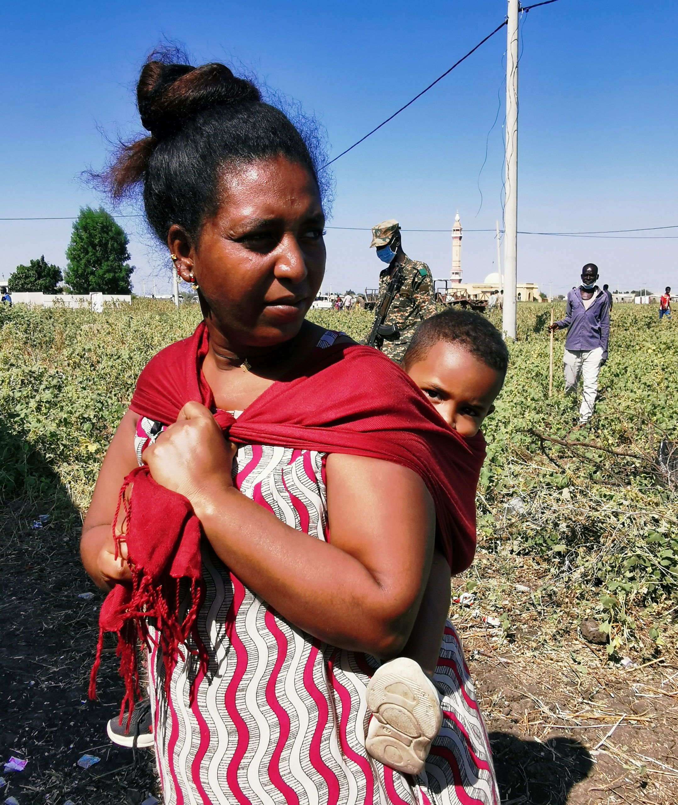 An Ethiopian woman with her child/Archive/Aljazeera.