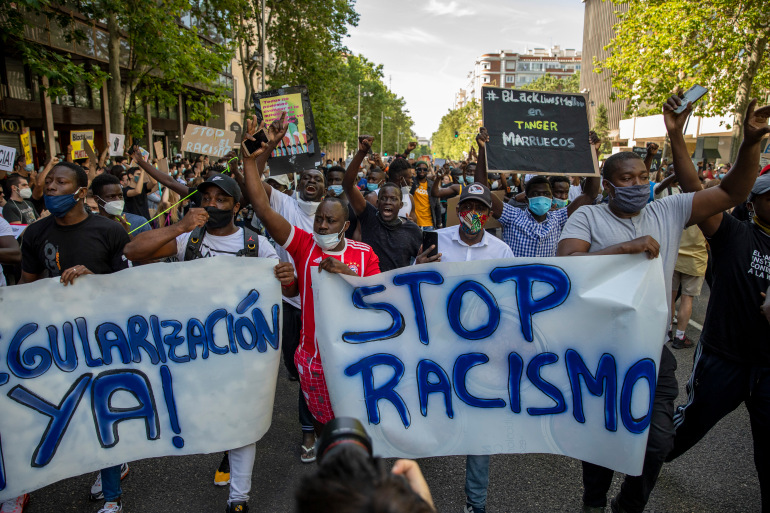 ميشيل باشيليت: العنصرية ضد المنحدرين من أصول أفريقية لا تزال ممنهجة في عديد من مناطق العالم (غيتي إميجز)