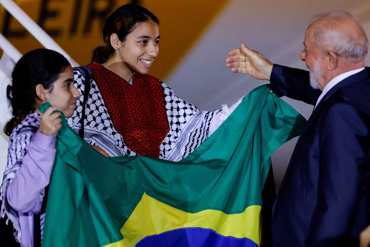 Brazil's Lula welcomes citizens rescued from Gaza, condemns 'inhumane violence'/Reuters