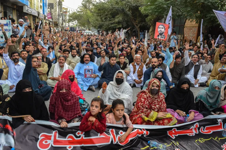 Supporters and activists of Pashtun Tahaffuz Movement take part in a protest against the military in Khyber Pakhtunkhwa province [File: Banaras Khan/AFP]