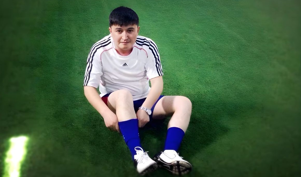 الإيغوري رائد الأعمال في مجال التكنولوجيا والعمل الخيري، إكبار أسات (أمنستي)